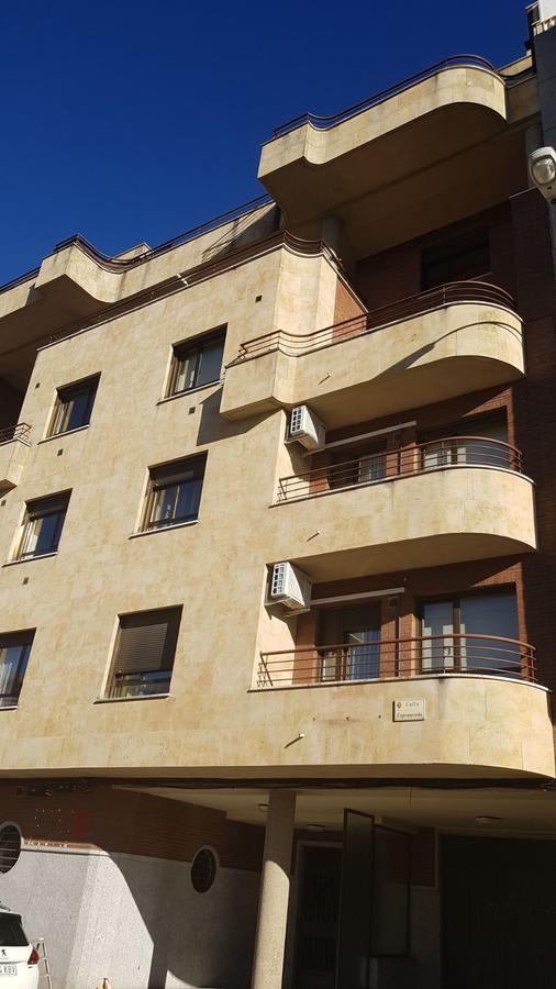 Apartamentos Anita ซาลามังกา ภายนอก รูปภาพ
