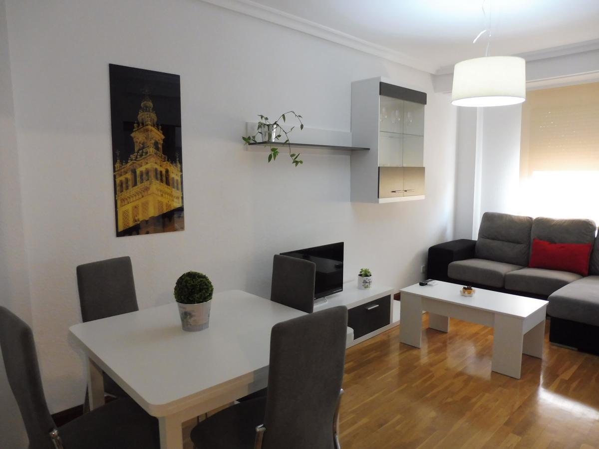 Apartamentos Anita ซาลามังกา ภายนอก รูปภาพ