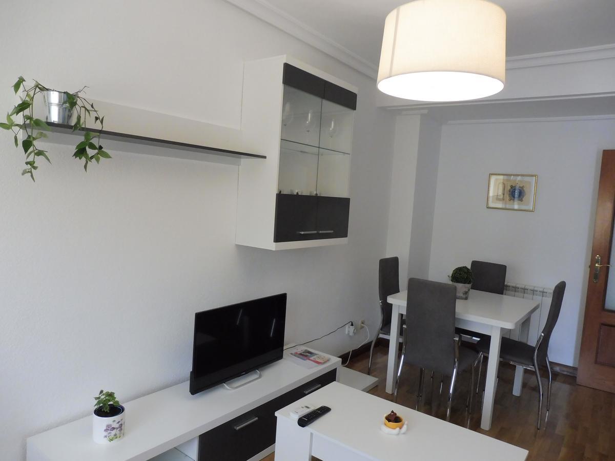 Apartamentos Anita ซาลามังกา ภายนอก รูปภาพ